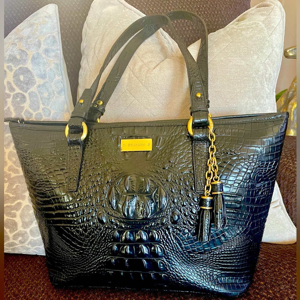 BRAHMIN MEDIUM ASHER TOTE, VERY GENTLY USED